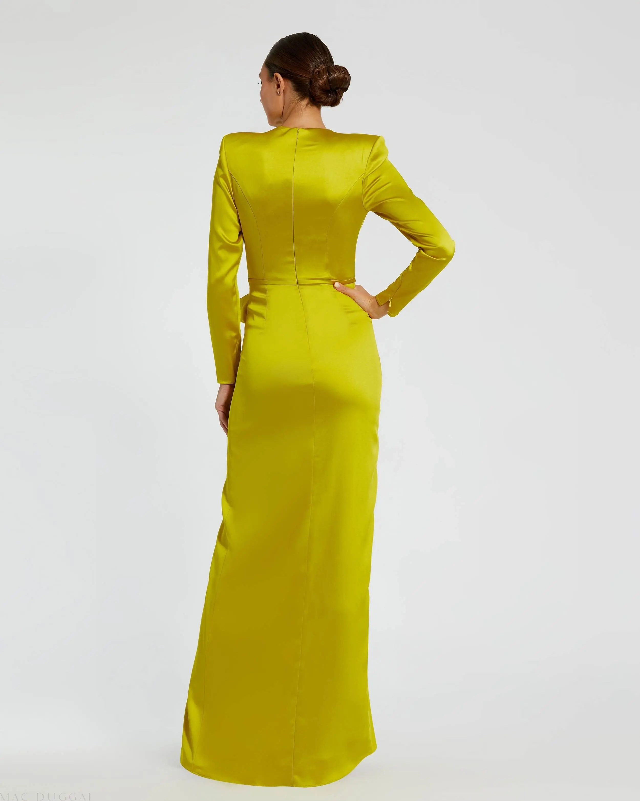 Green Long Sleeve Satin Structured Bow Draped Column Gown - Image 3