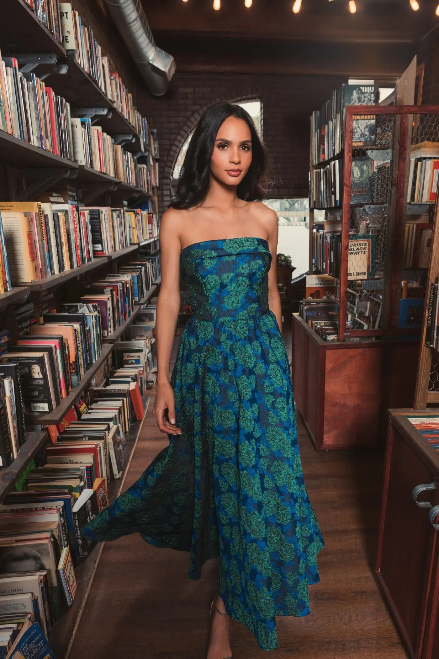 Blue and Green Brocade Strapless A Line Midi Dress - Image 4