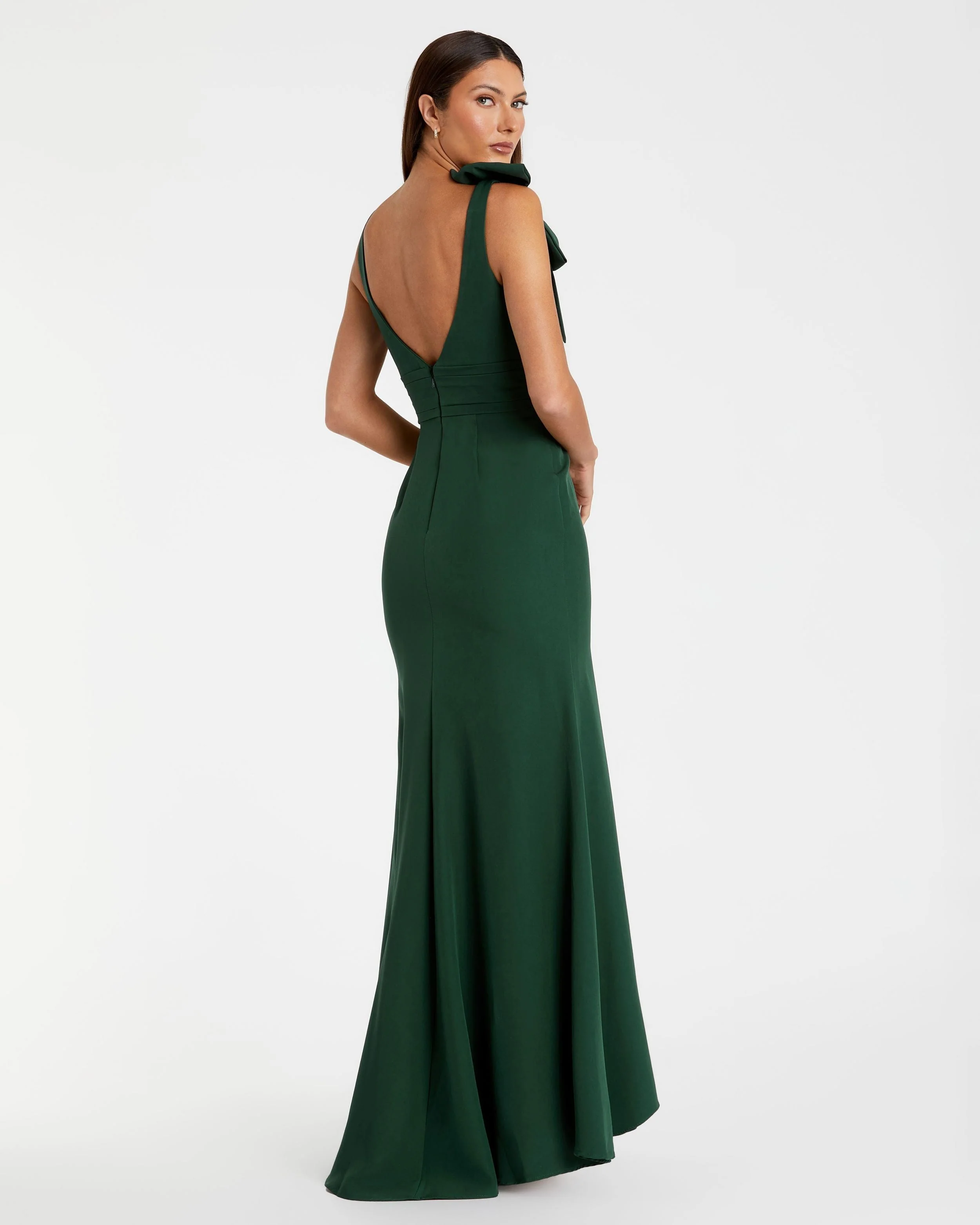 Green Sleeveless V Neck Bow Detail Mermaid Gown - Image 3