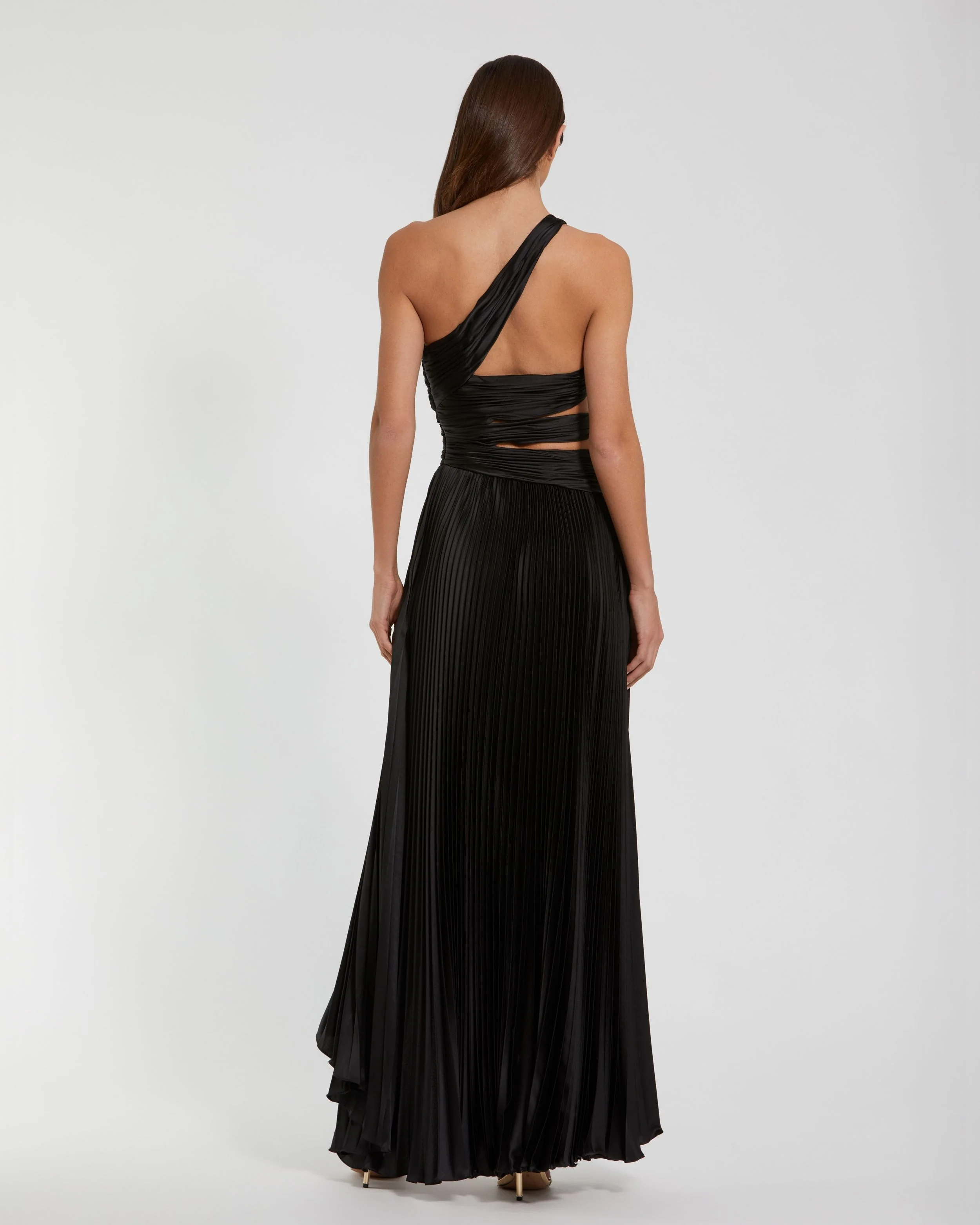 Black One Shoulder Pleated Charmeuse Gown with Slit - Image 3