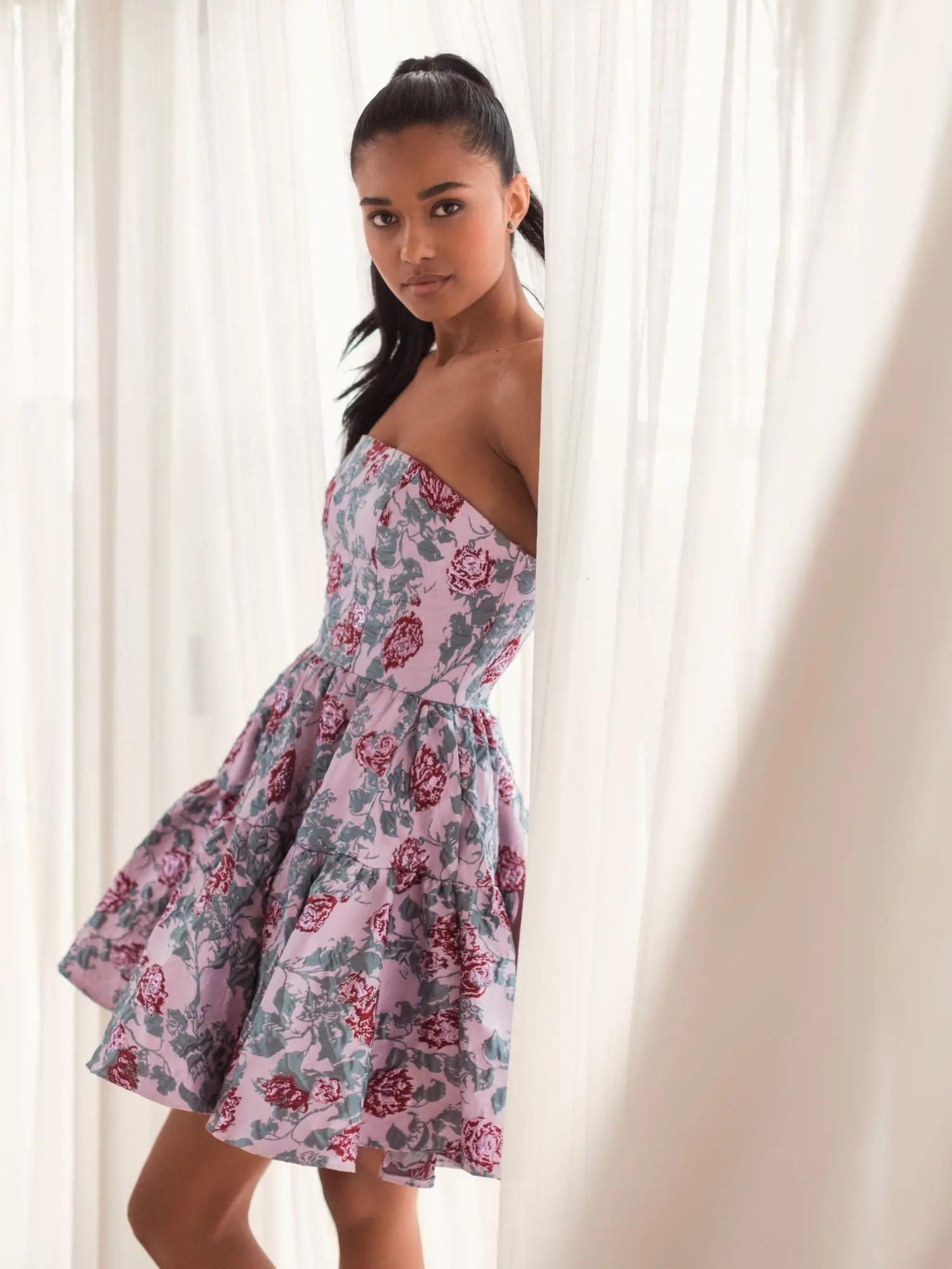 Pink Strapless Brocade Mini Dress - Image 6