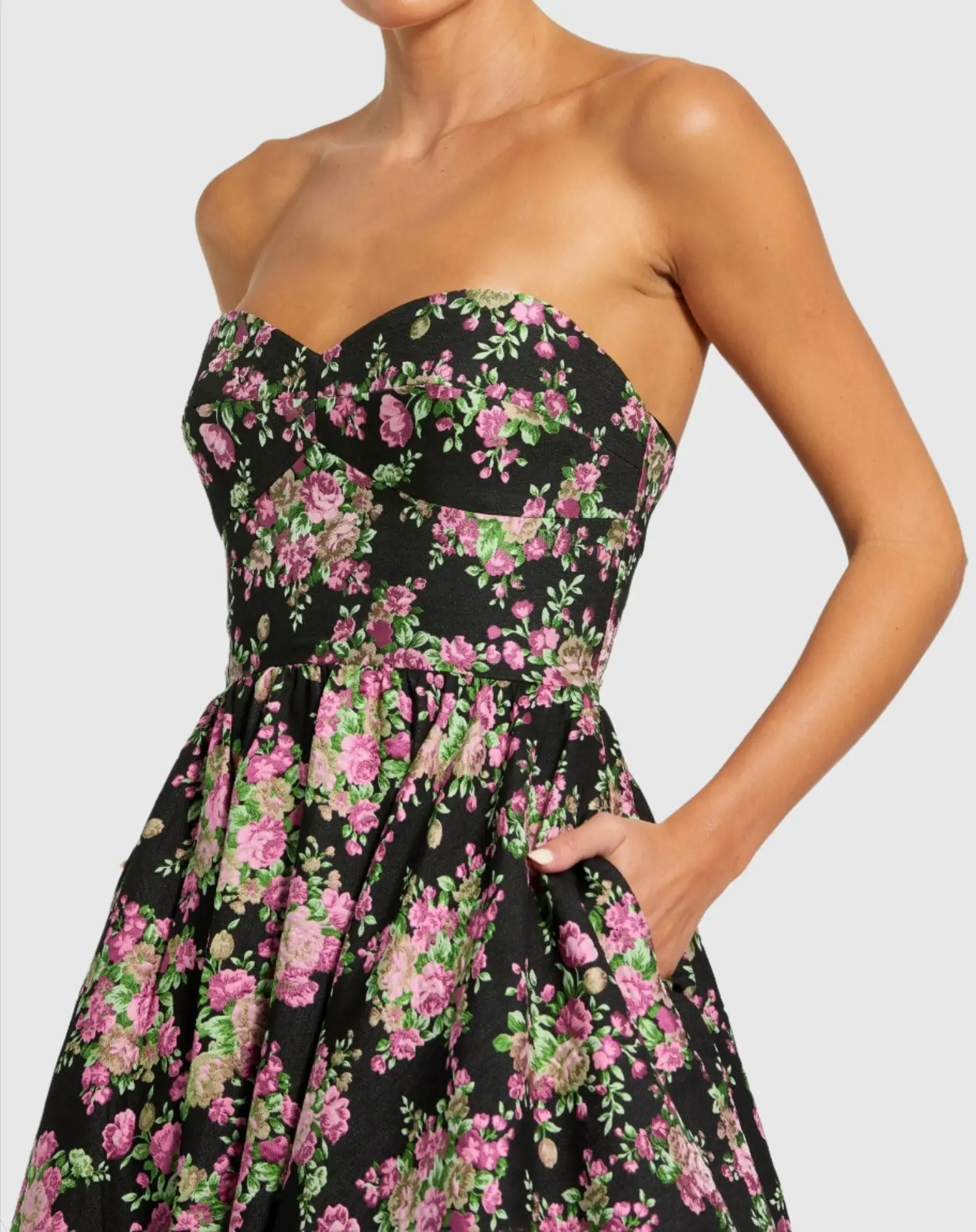 Black Strapless Sweetheart Brocade Floral Ballgown - Image 2