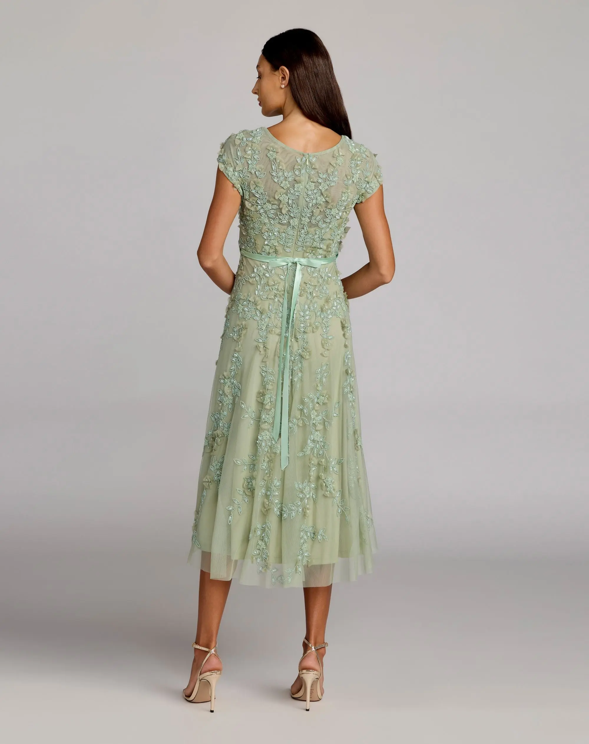 Petite Green Floral Embellished Cap Sleeve Midi Dress - Image 3