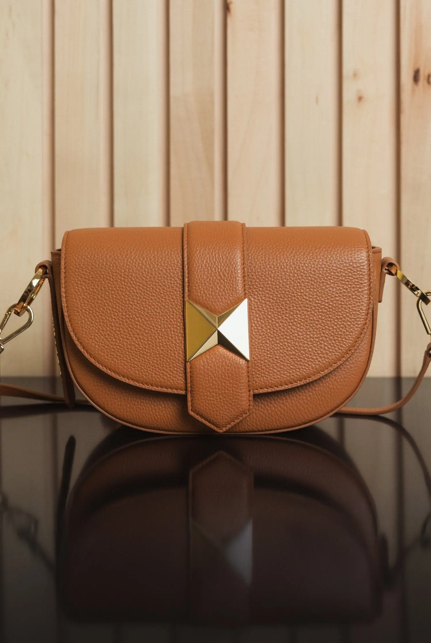 Brown Grain Leather Saddle Bag With Gold Hardware - Image 5