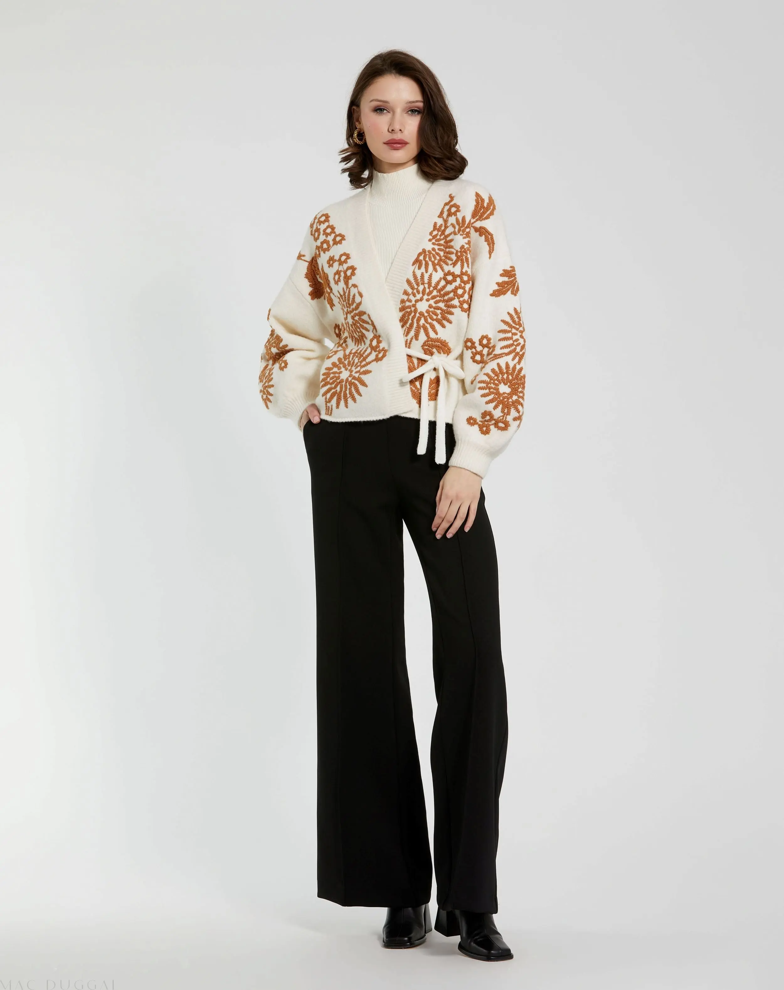 White Cropped Knit Cardigan With Floral Details - Image 3